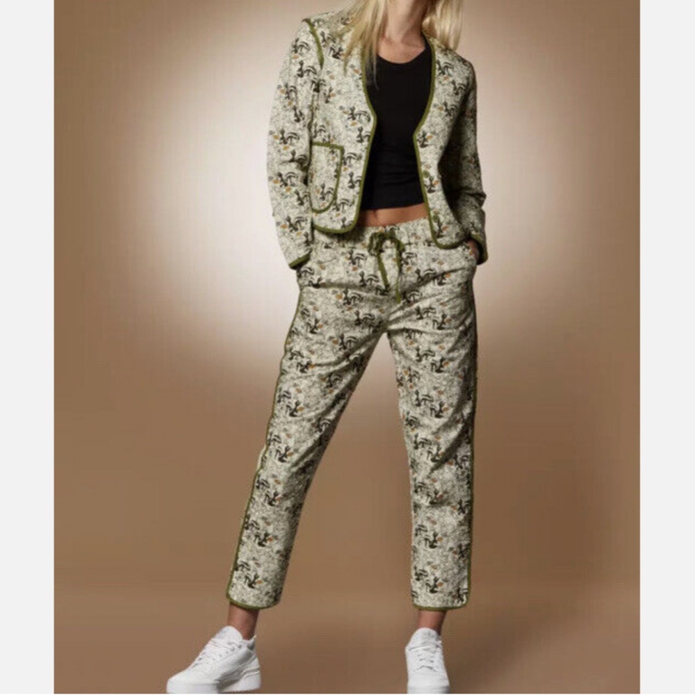 NEW Disney Womens Bambi Quilted Pants XL NWT Thumper Flower Allover Print